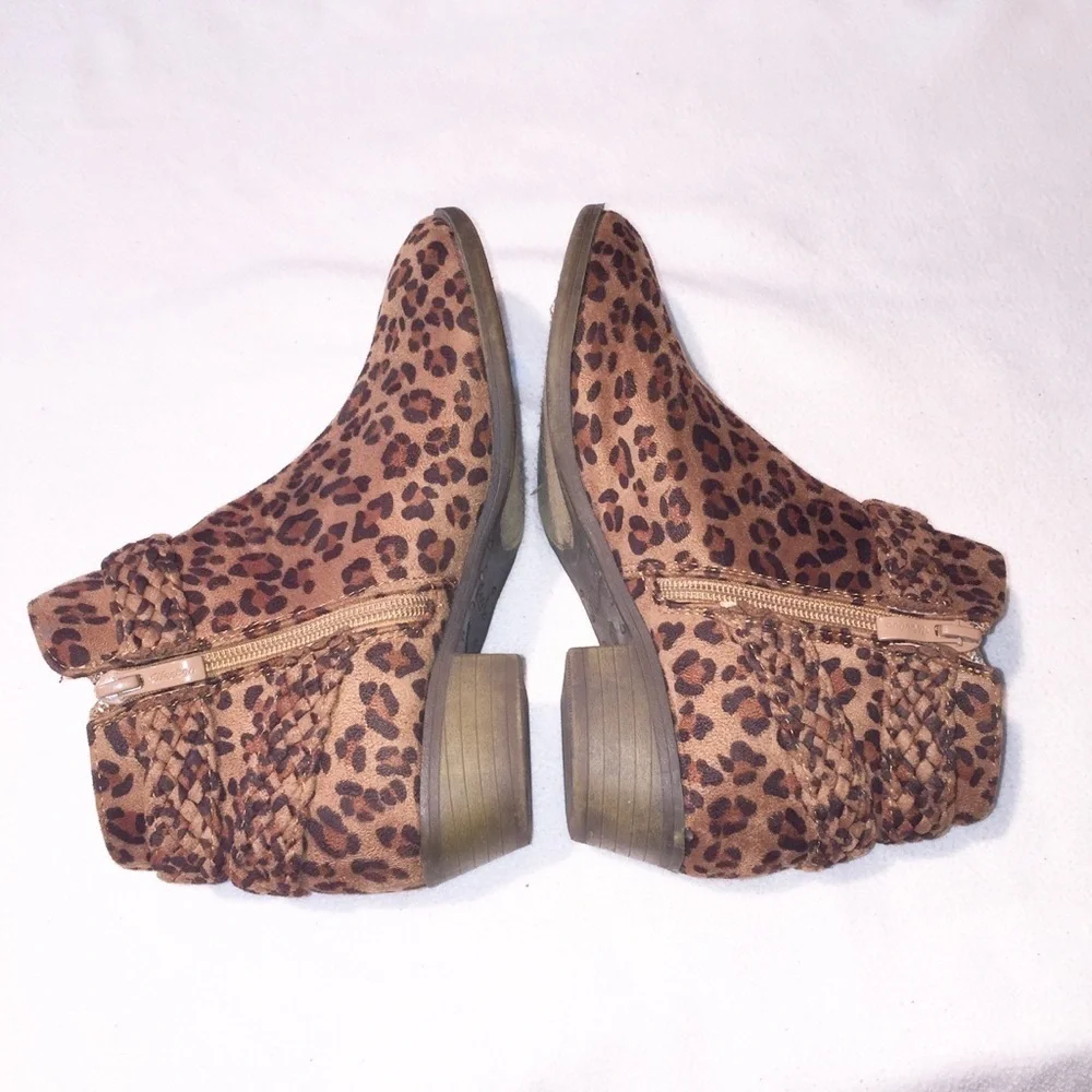 Weeboo ankle braided strap leopard bootie